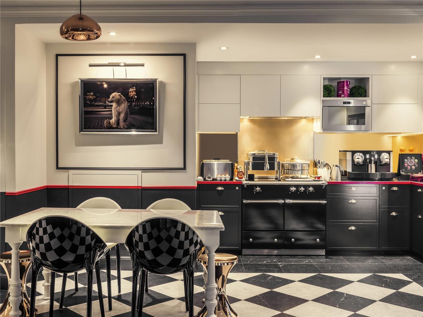 Mercure Opera Louvre Hotel 4*