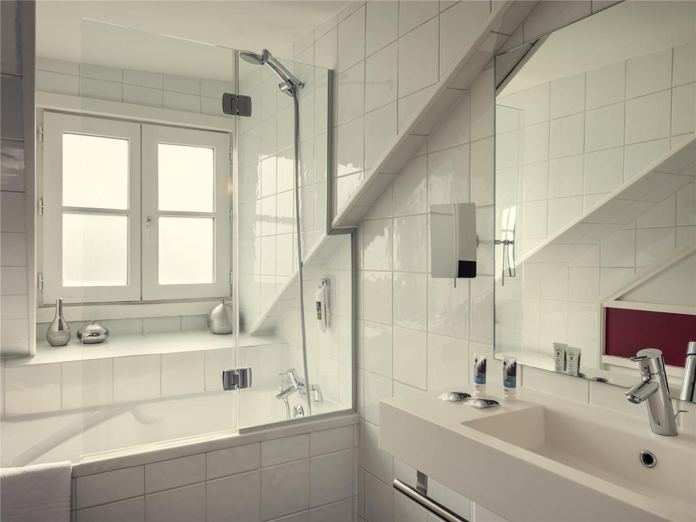 Mercure Opera Louvre Hotel 4*